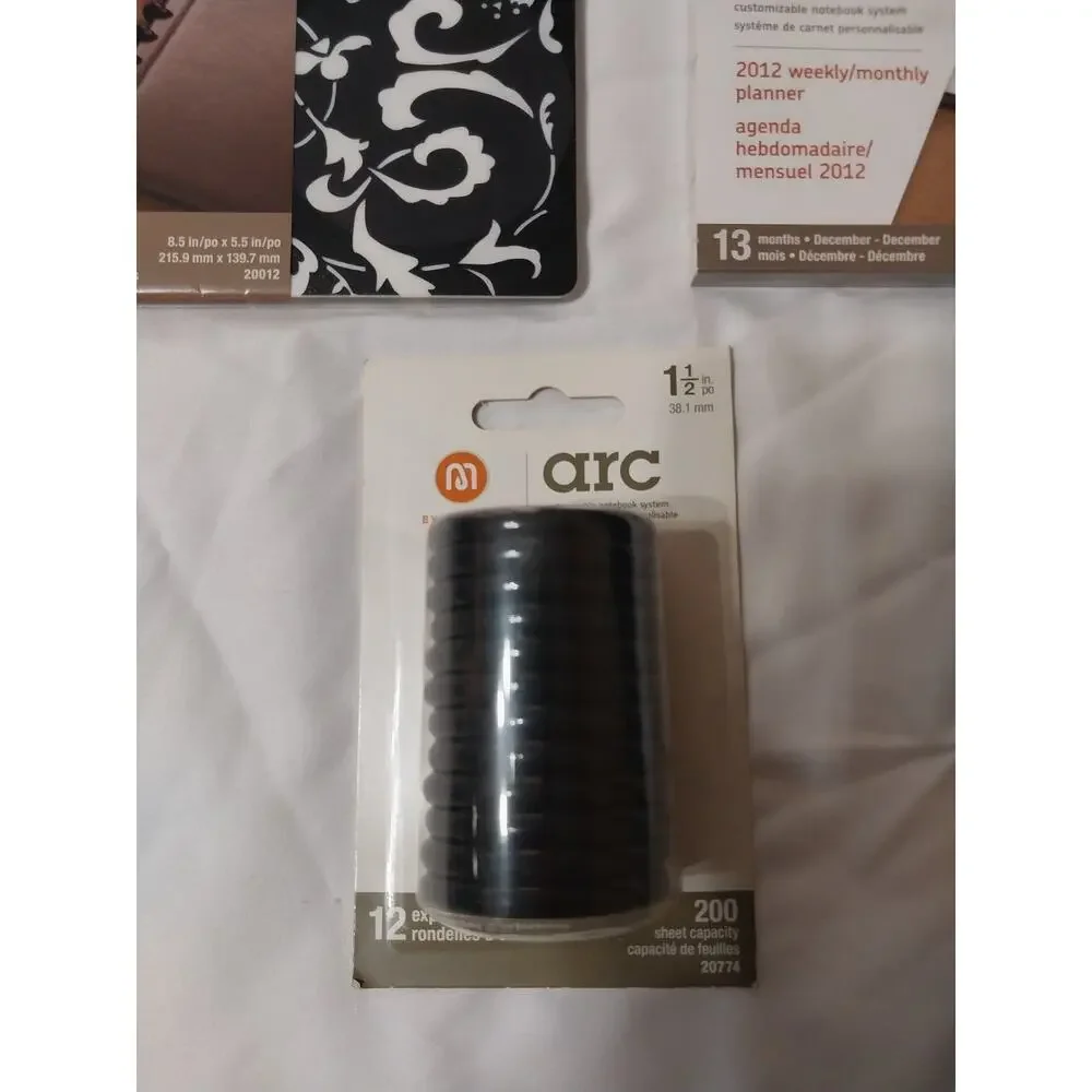 M BY STAPLES ARC CUSTOMIAZABLE NOTEBOOK SYSTEM